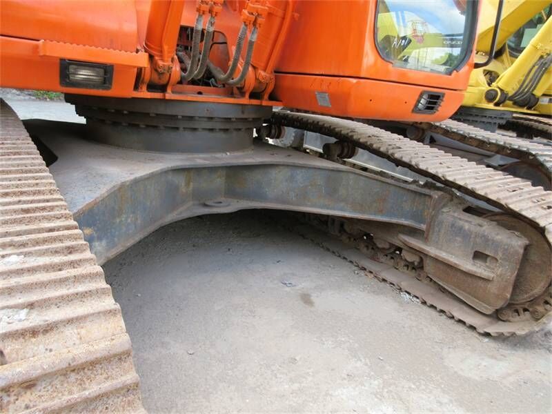2024 Doosan DH300 LC crawler excavator undercarriage view 2024 Doosan DH300 LC crawler excavator undercarriage view