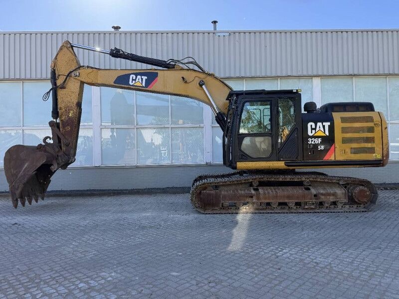 2017 Caterpillar 326FLN crawler excavator, side profile view