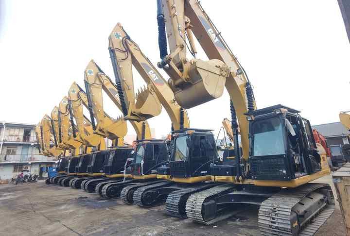 2024 Caterpillar 320D2 гусеничные экскаваторы, вид сбоку нескольких единиц