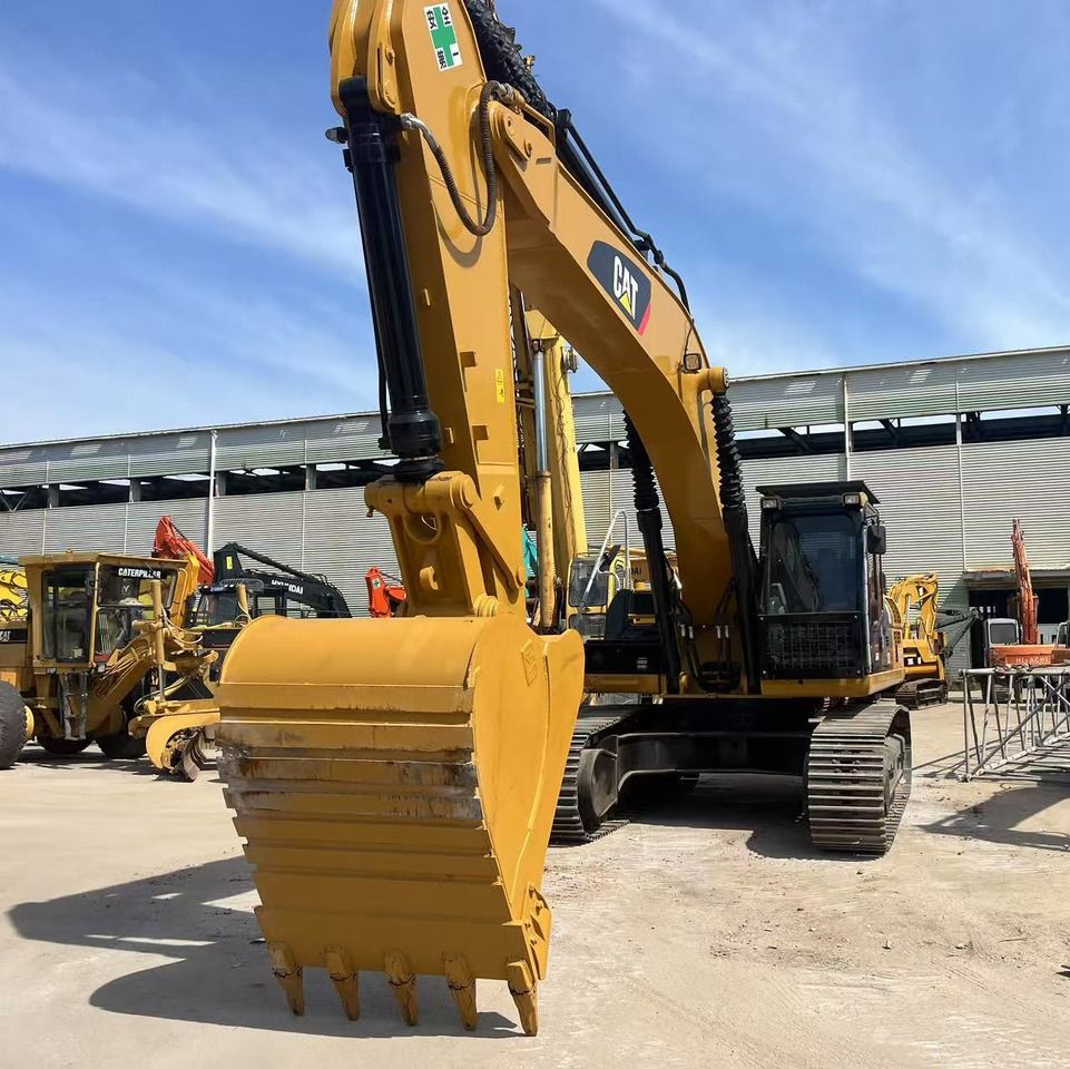 Caterpillar 330D2L Crawler Excavator Caterpillar 330D2L Crawler Excavator