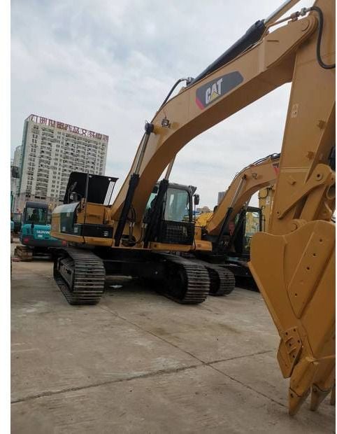 2018 Caterpillar 336D crawler excavator, side profile view