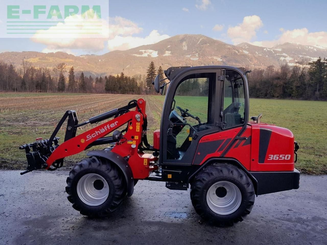 2022 Schäffer 3650 mini excavator, side view 2022 Schäffer 3650 mini excavator, side view