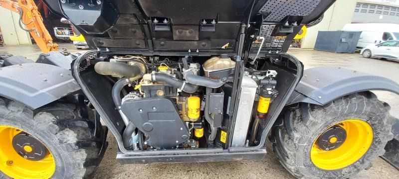 2020 JCB 110W wheel excavator engine compartment view