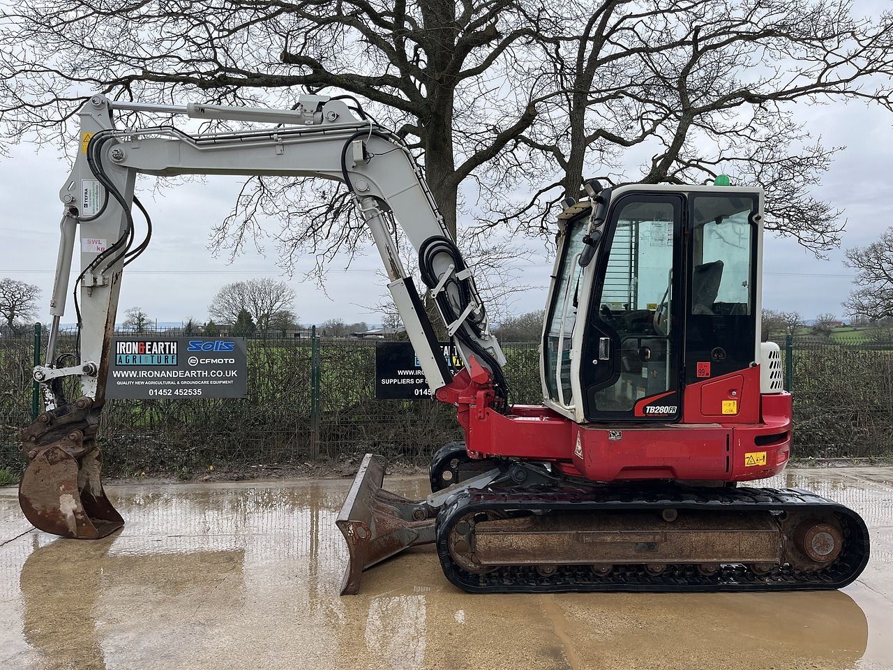 2018 Takeuchi TB280FR mini excavator side view