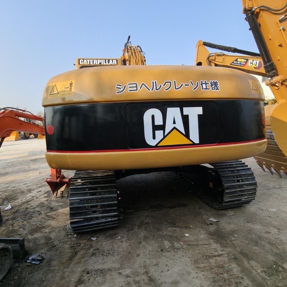 2023 Caterpillar 320C crawler excavator rear view