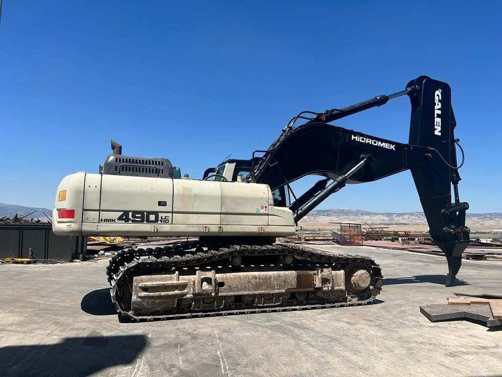 2023 Galen HMK 490 crawler excavator with ripper attachment, side view