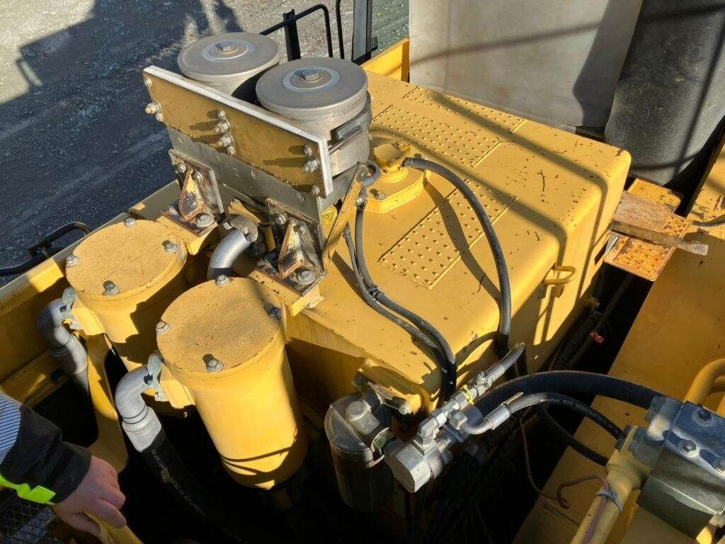 2009 Komatsu PC1250-8 crawler excavator engine compartment detail