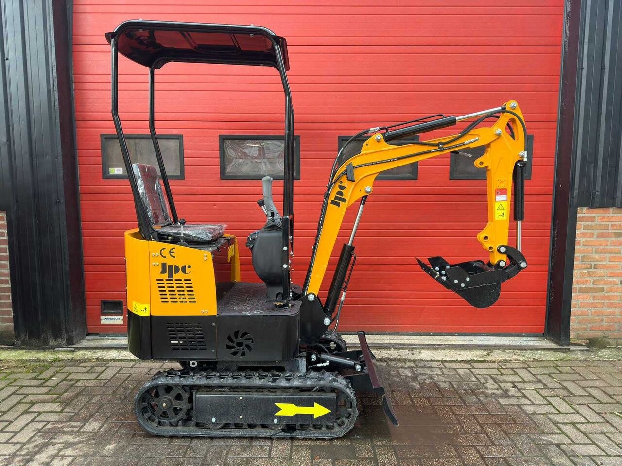 2024 JPC HT-12 mini excavator, side view