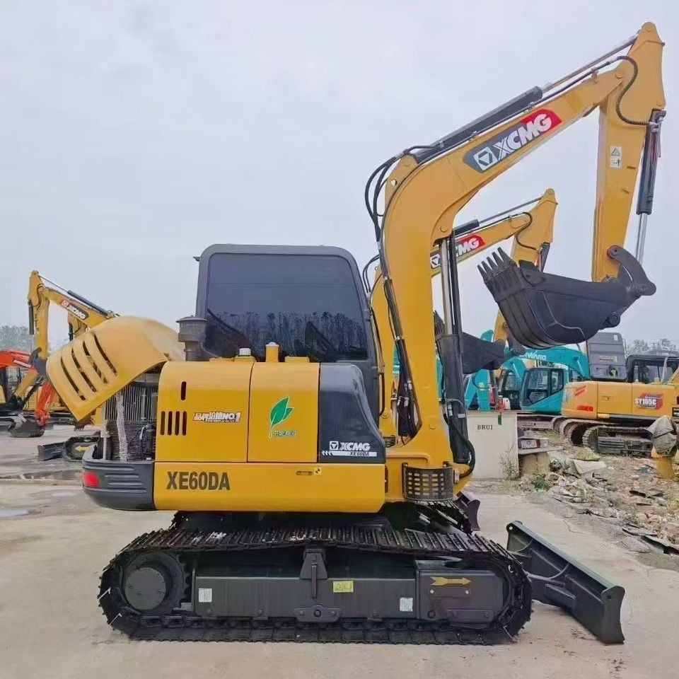 2023 XCMG XE60DA mini excavator, side profile view