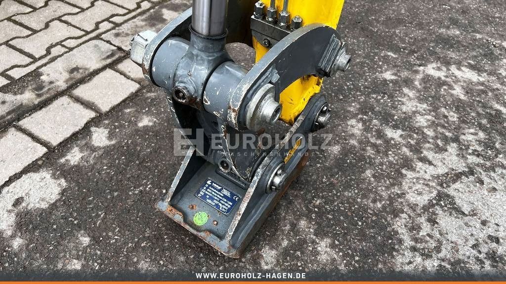 2018 Wacker Neuson 3503 VDS mini excavator quick coupler detail