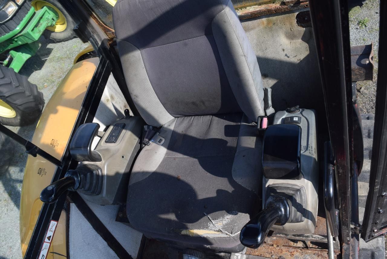 2007 JCB 8052 mini excavator cab interior view