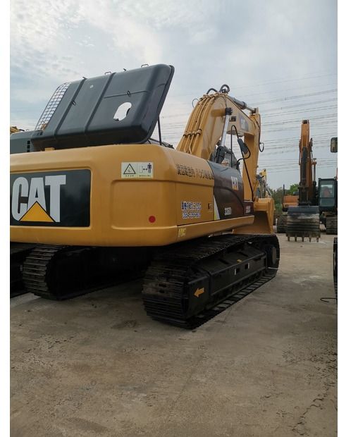 2018 Caterpillar 336D crawler excavator, rear three-quarter view