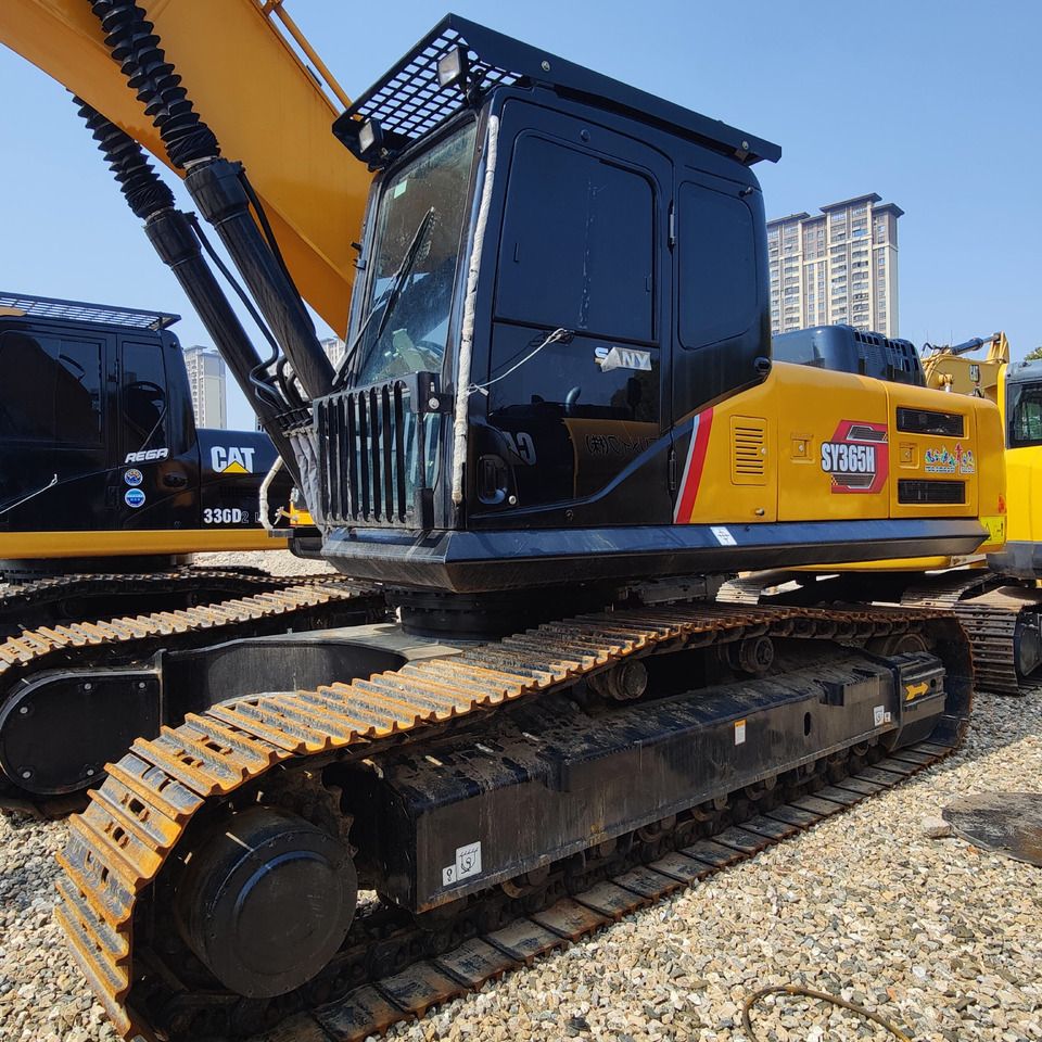 2023 Sany SY365H crawler excavator, side view 2023 Sany SY365H crawler excavator, side view