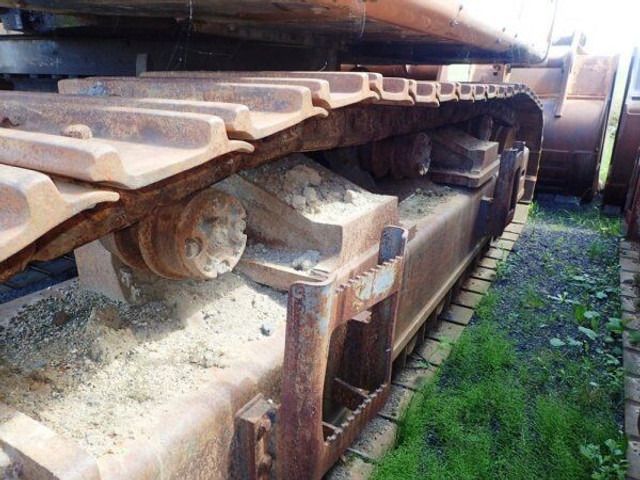 2002 CASE CX 800 crawler excavator track assembly detail