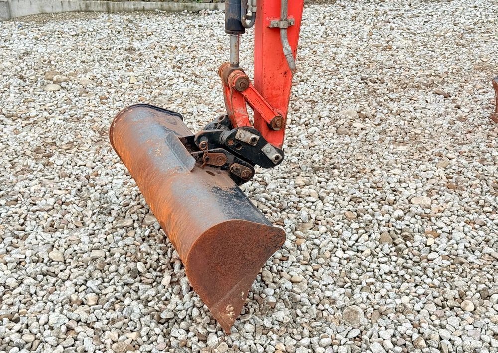 2015 Kubota KX61-3 mini excavator grading bucket attachment