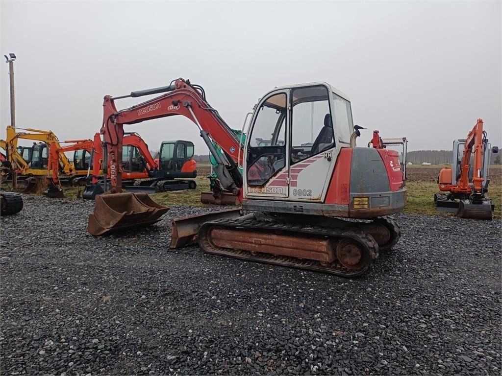2002 Wacker Neuson 8002 RD mini excavator, side view