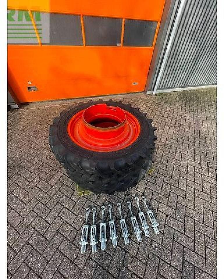 2023 Claas TORION 1611P spare wheel and turnbuckles 2023 Claas TORION 1611P spare wheel and turnbuckles