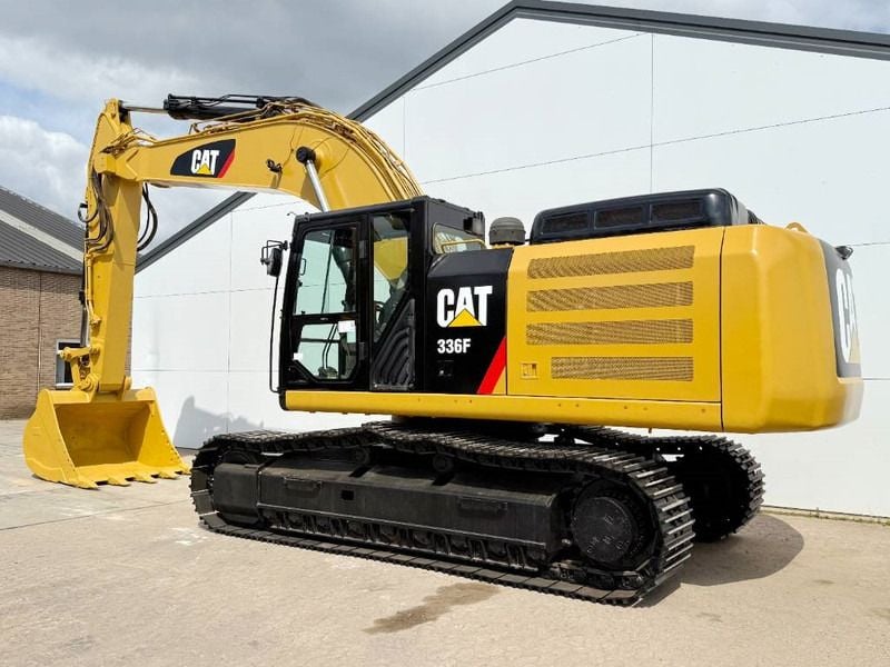 2016 Caterpillar 336F crawler excavator side view