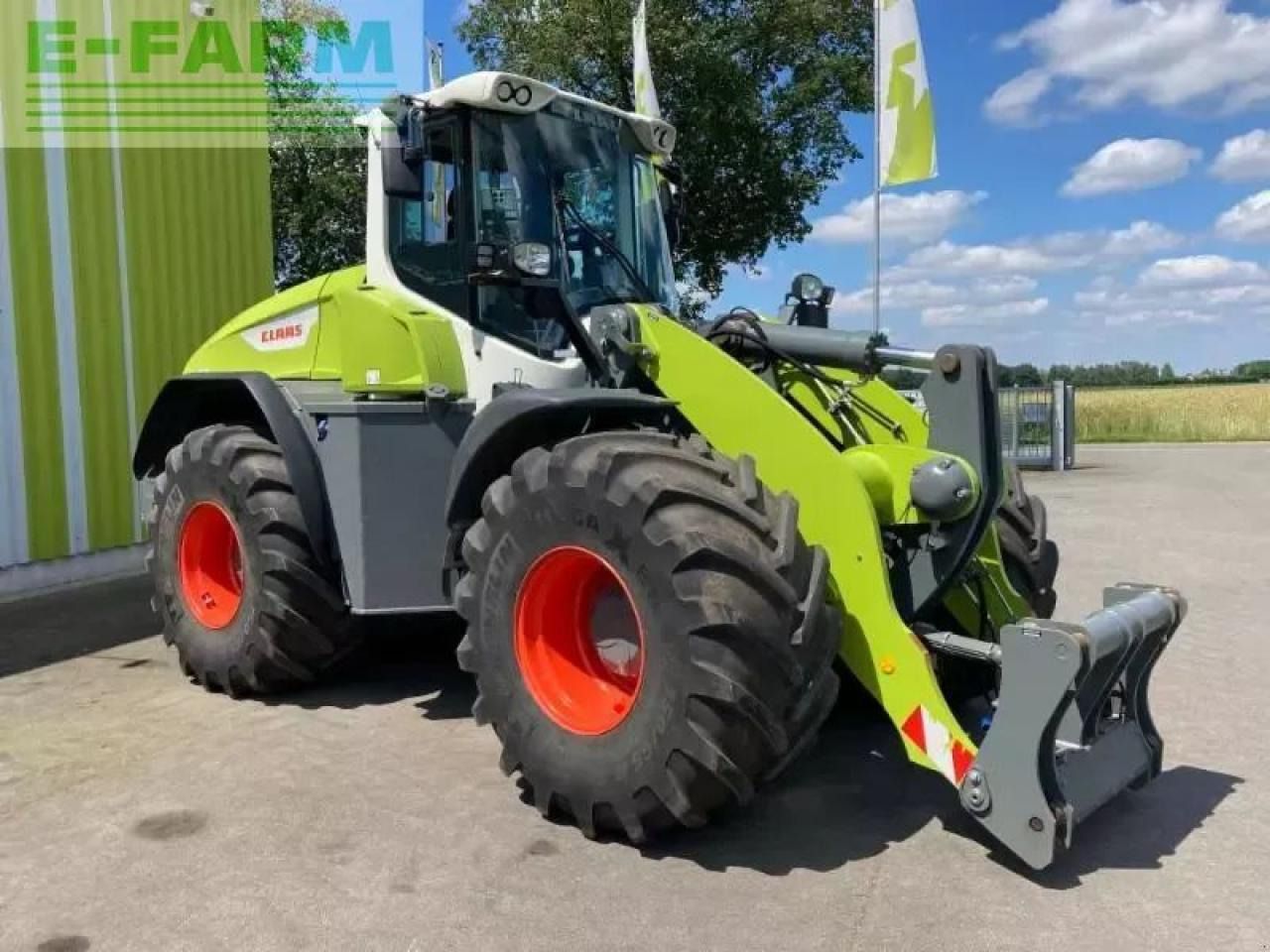2022 Claas Torion 1511P wheel loader, front three-quarter view 2022 Claas Torion 1511P wheel loader, front three-quarter view