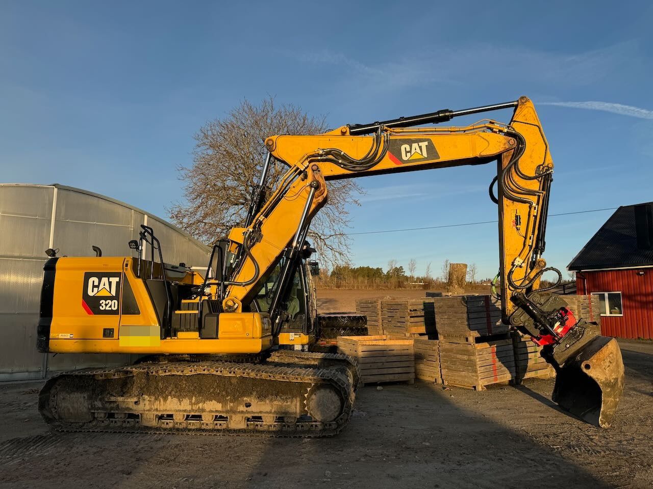 2019 Caterpillar 320 crawler excavator, side profile view