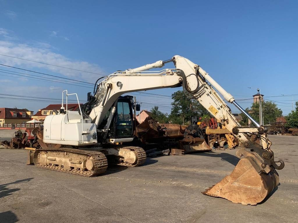 2017 Caterpillar 311FLR crawler excavator, side view