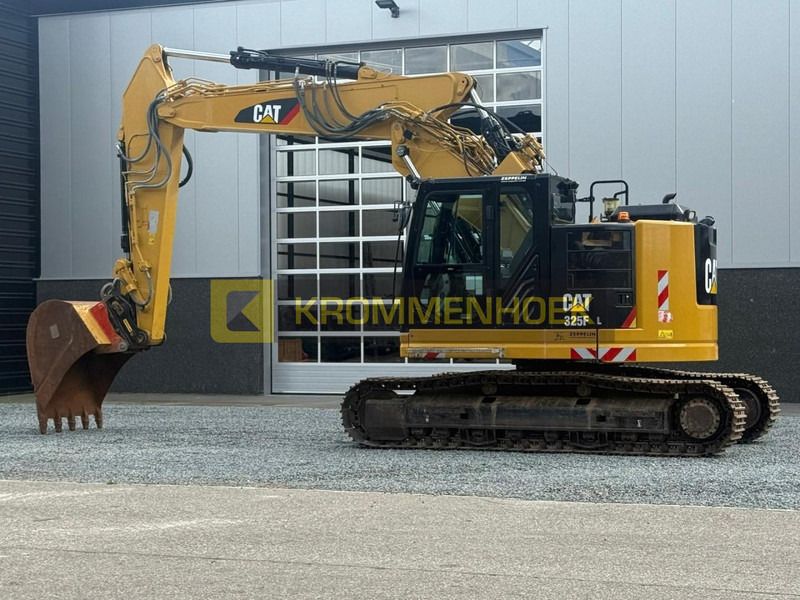 2017 Caterpillar 325F L crawler excavator, side view