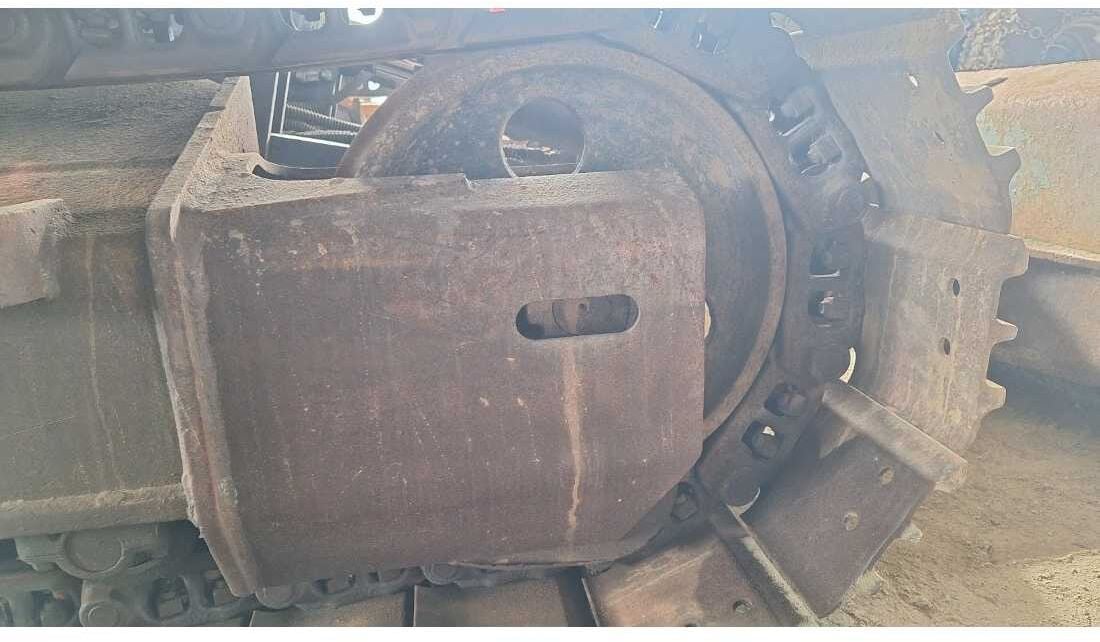 Komatsu PC138US-8 crawler excavator track assembly detail Komatsu PC138US-8 crawler excavator track assembly detail