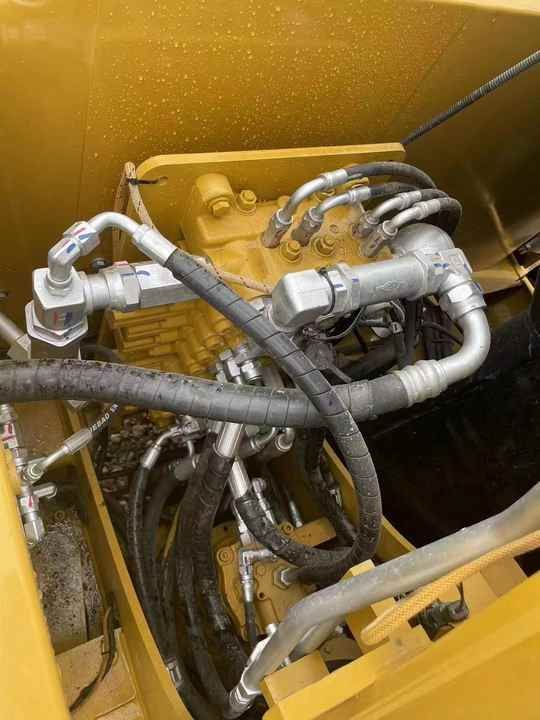 2022 Caterpillar 307E2 crawler excavator hydraulic system detail