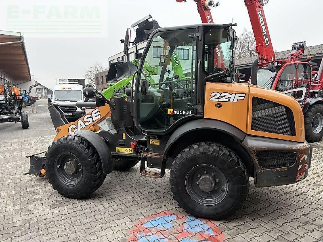 2017 CASE 221F wheel loader side view 2017 CASE 221F wheel loader side view