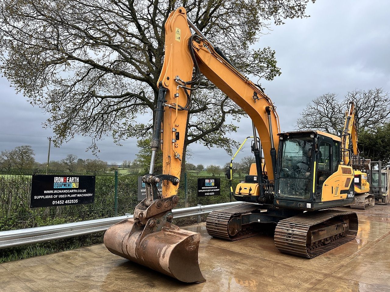 2021 Hyundai HX140LC crawler excavator, front three-quarter view