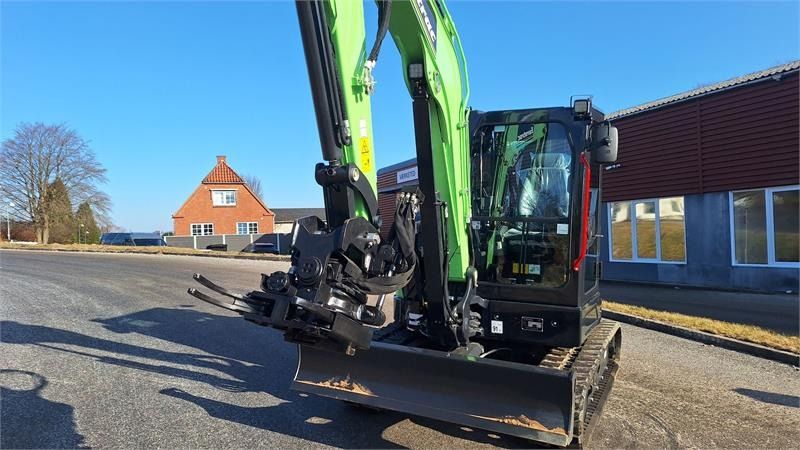 2026 Eurotrac HE60-EV mini excavator front view