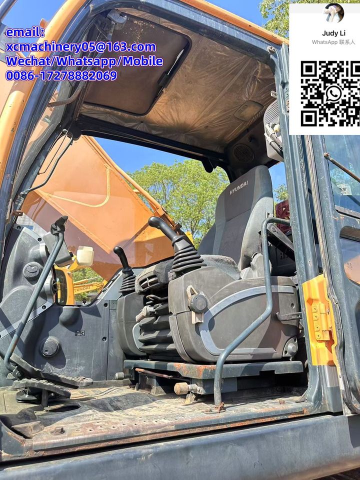 2020 Hyundai R330LC-9 excavator interior view 2020 Hyundai R330LC-9 excavator interior view