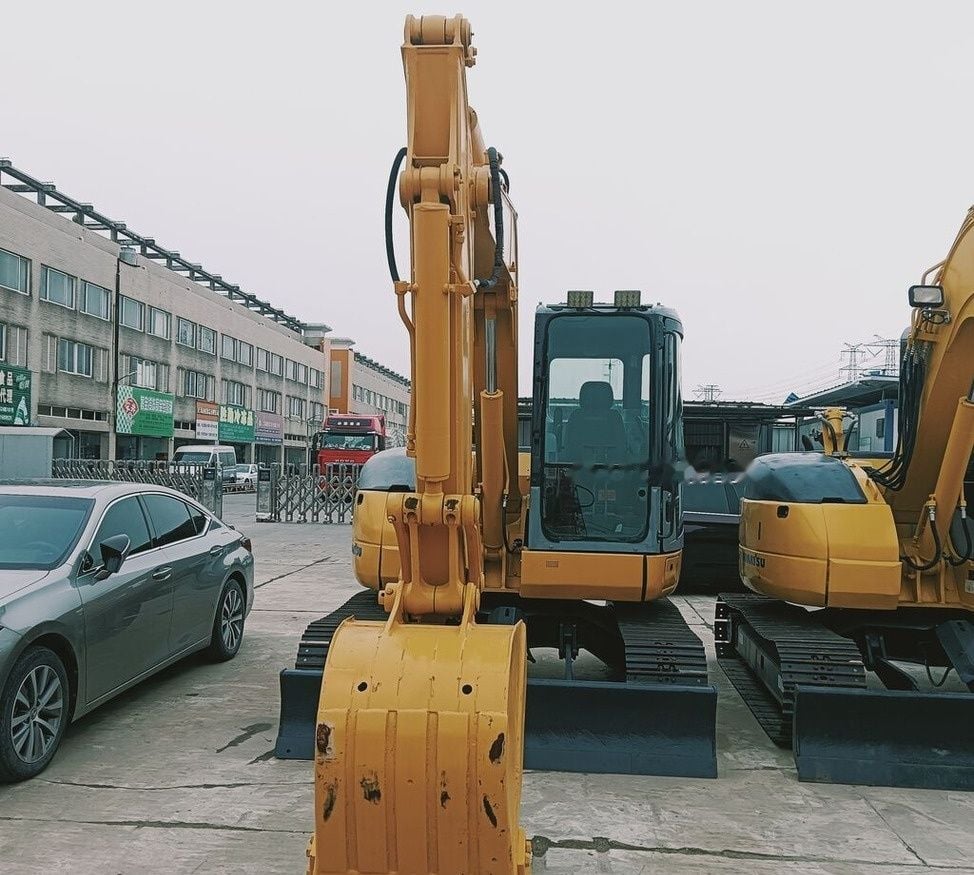 Komatsu PC78US-6 mini excavator, front view