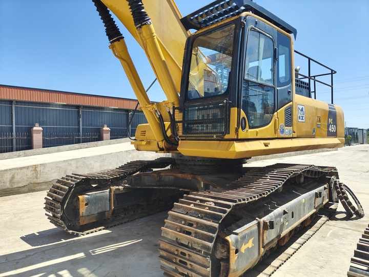حفارة زحافة كوماتسو PC450-8 حفارة زحافة كوماتسو PC450-8