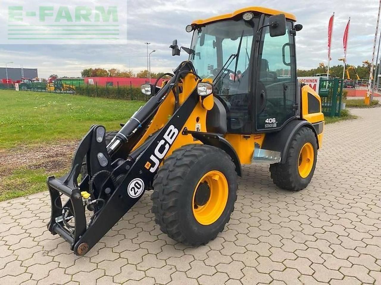 2021 JCB 406 AGRI wheel loader, front three-quarter view 2021 JCB 406 AGRI wheel loader, front three-quarter view
