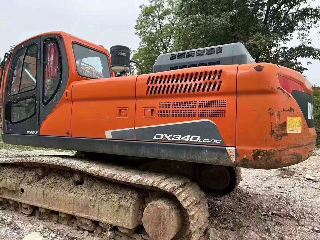 2022 Doosan DX340LC-9C crawler excavator side view
