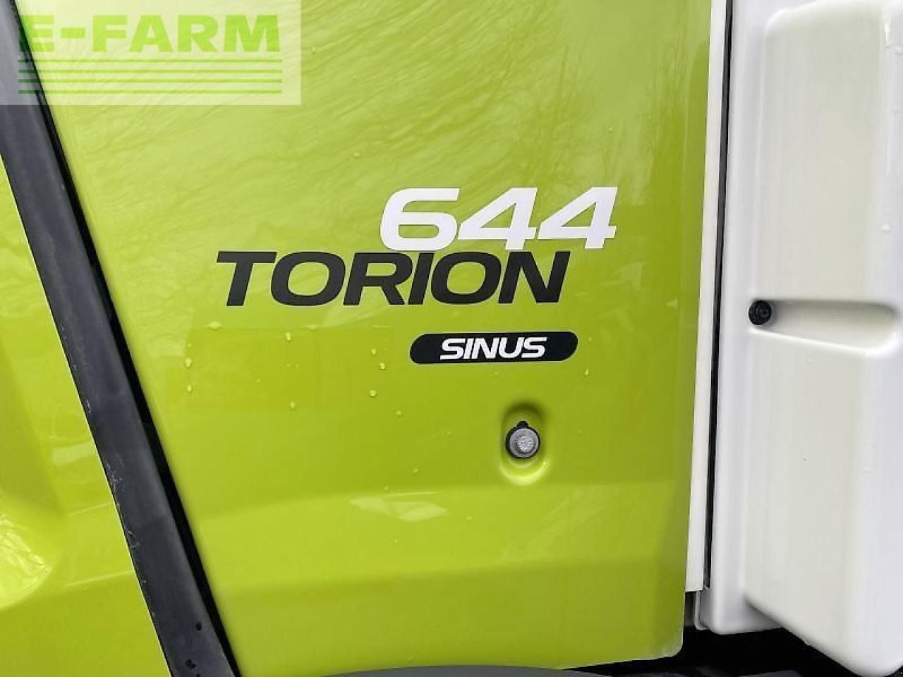 2023 Claas TORION 644 SINUS model decal close-up 2023 Claas TORION 644 SINUS model decal close-up