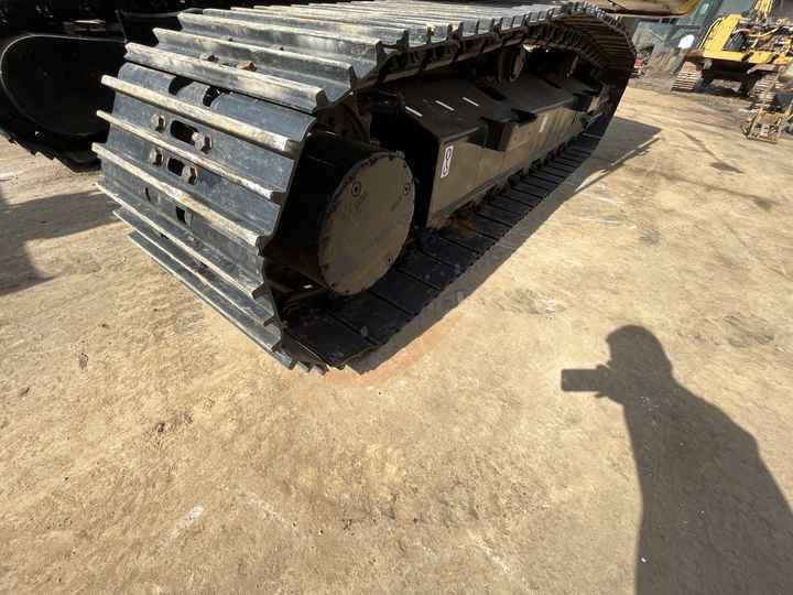 2013 Sany 215C crawler excavator track assembly 2013 Sany 215C crawler excavator track assembly