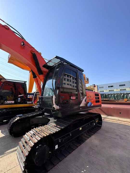 Hitachi ZX200 Crawler Excavator
