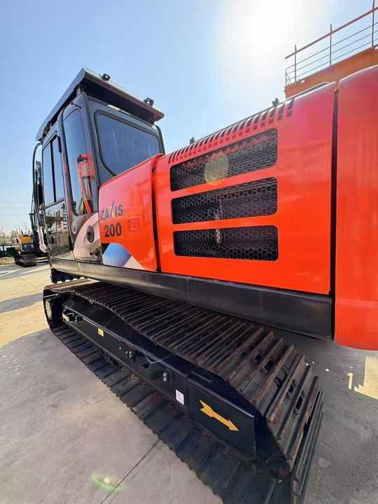 Hitachi ZX200 Crawler Excavator