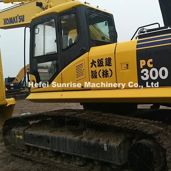 Komatsu PC300 Wheel Excavator