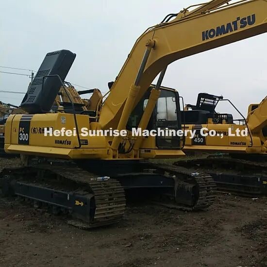 Komatsu PC300 Wheel Excavator