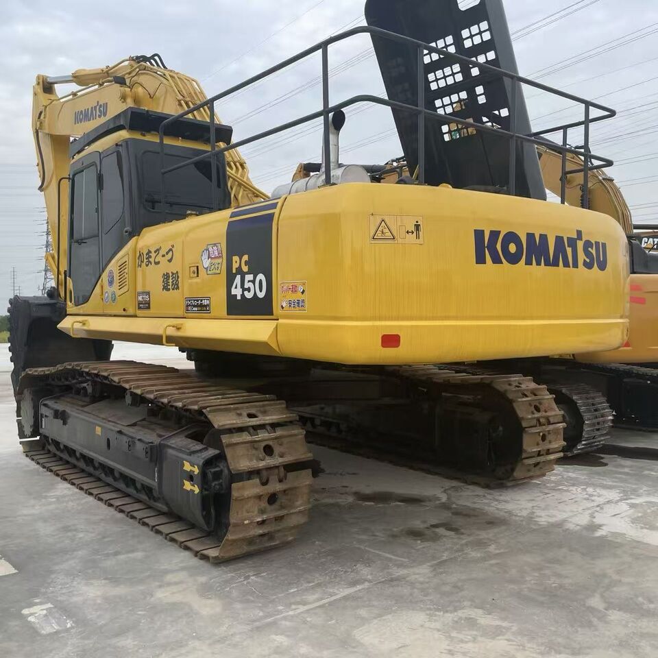 Komatsu PC450 Crawler Excavator Komatsu PC450 Crawler Excavator