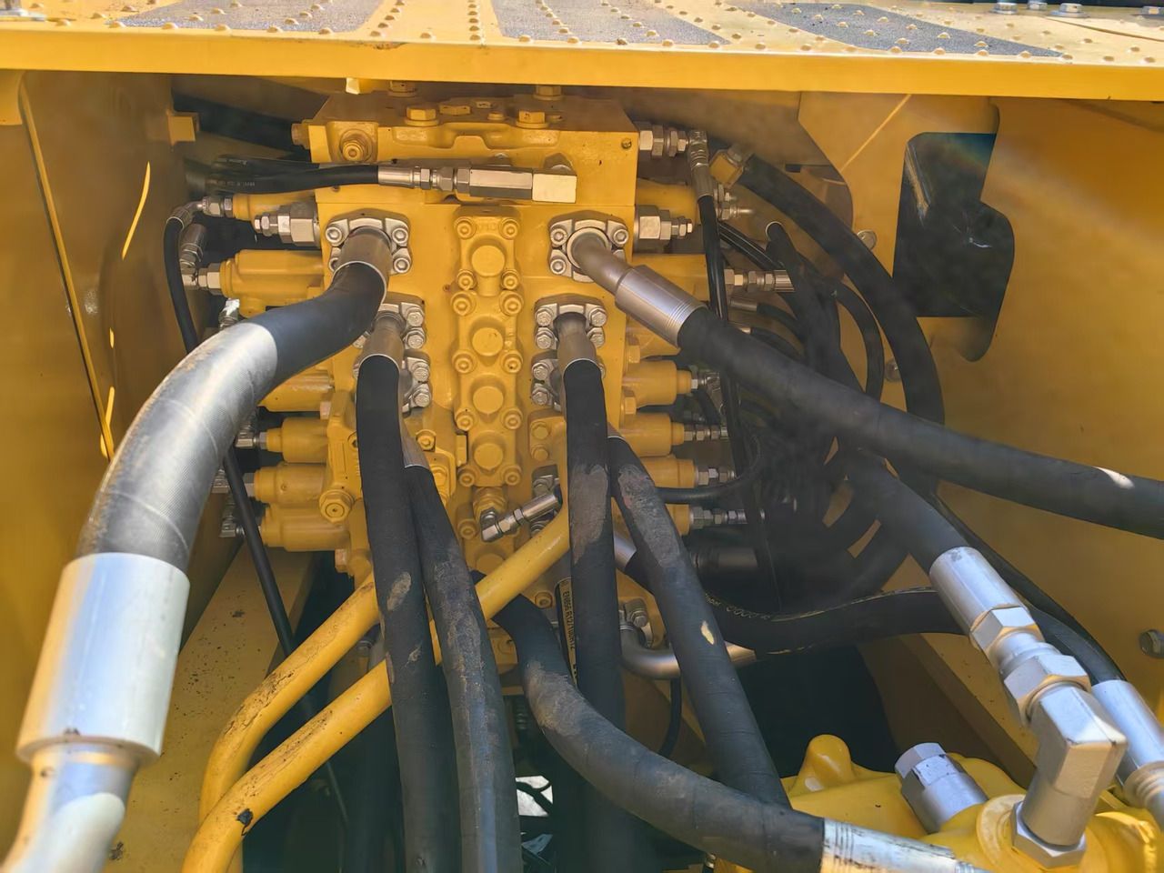 New 2012 Komatsu PC200-7 Crawler Excavator New 2012 Komatsu PC200-7 Crawler Excavator