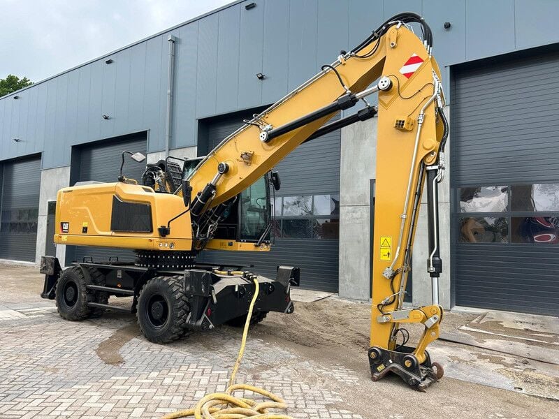 New 2022 Caterpillar MH22 Material Handler