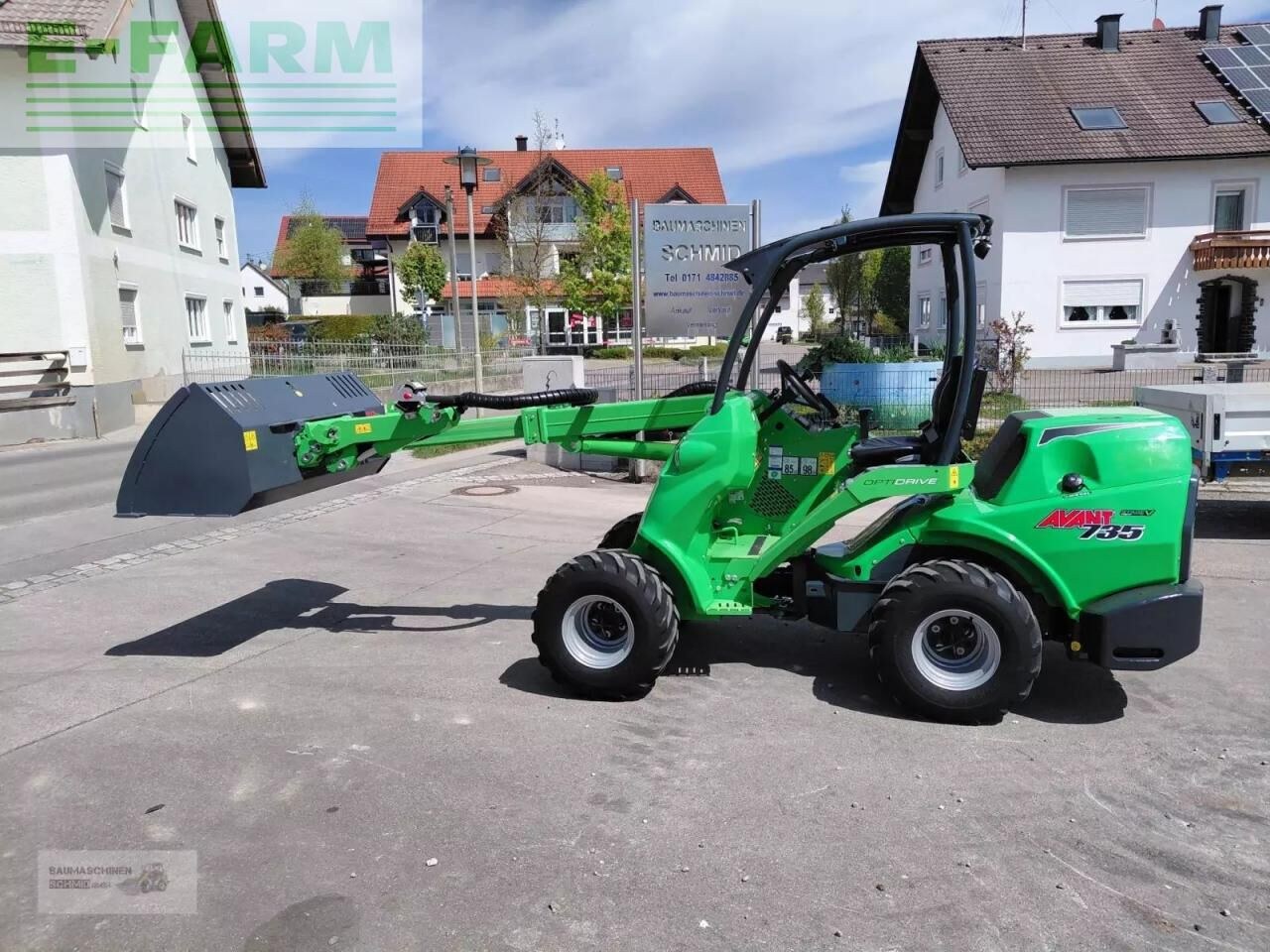 New 2023 Avant 735 Mini Excavator New 2023 Avant 735 Mini Excavator