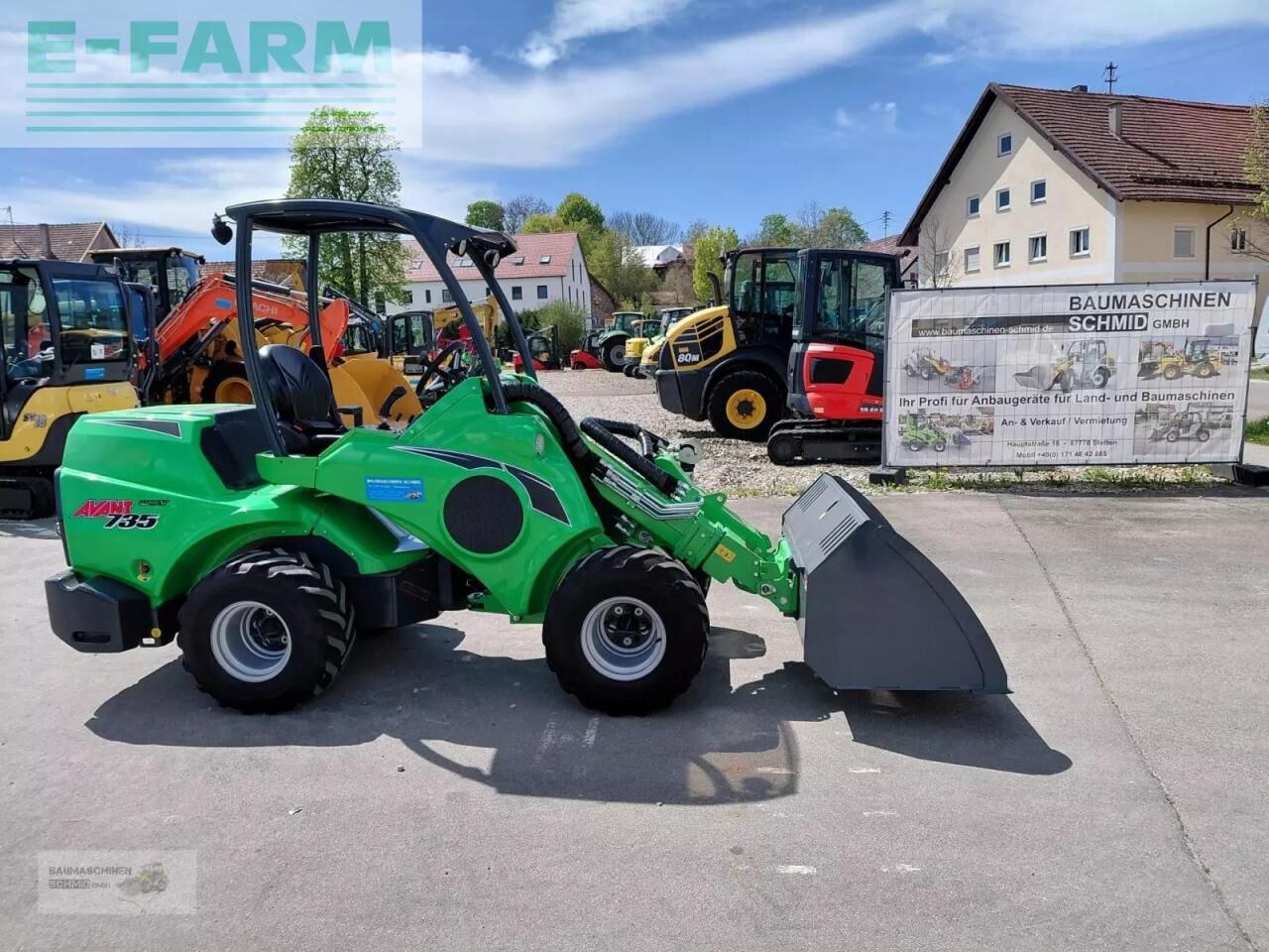 New 2023 Avant 735 Mini Excavator New 2023 Avant 735 Mini Excavator