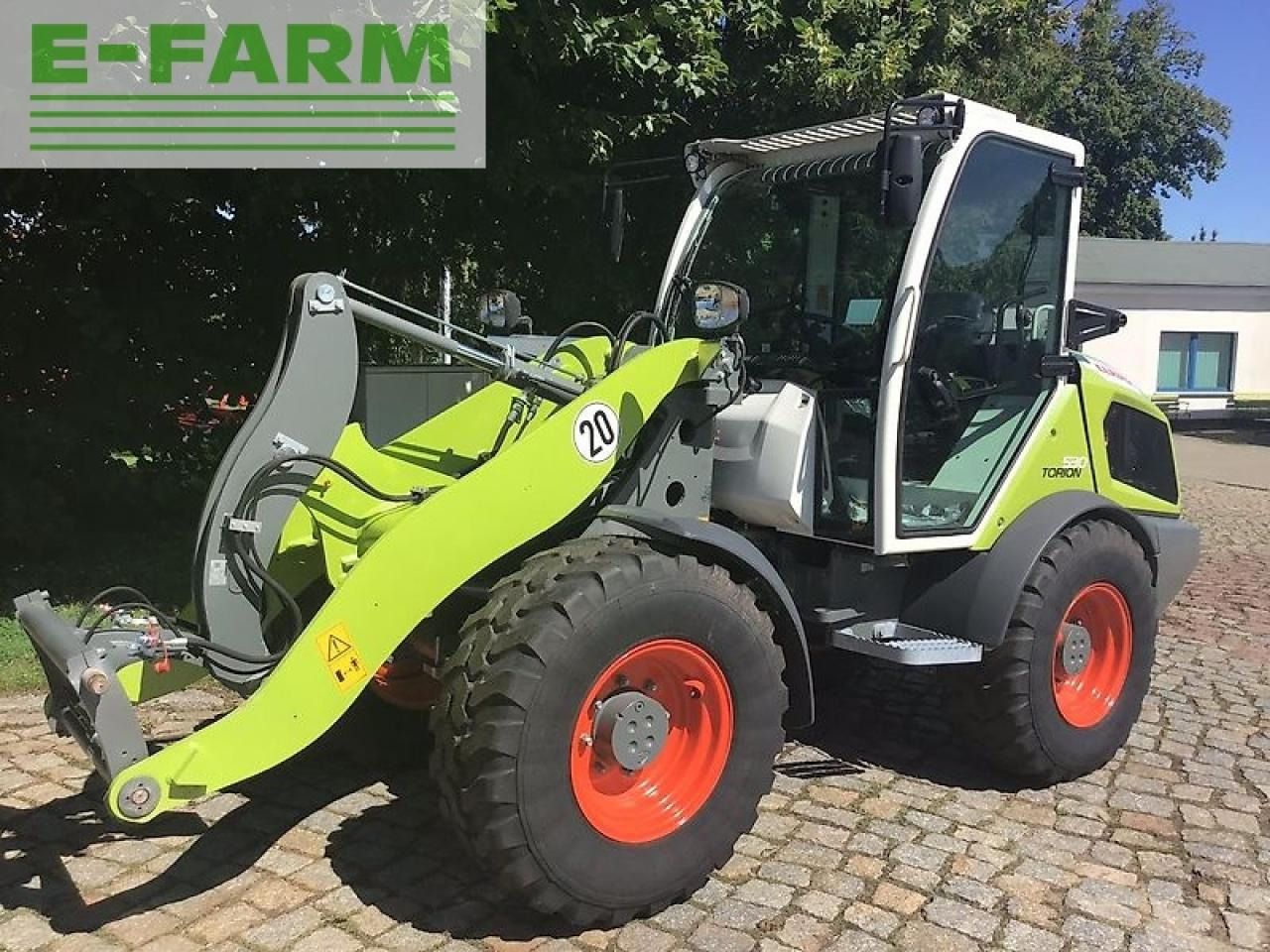 2023 Claas TORION 530 wheel loader, side view 2023 Claas TORION 530 wheel loader, side view