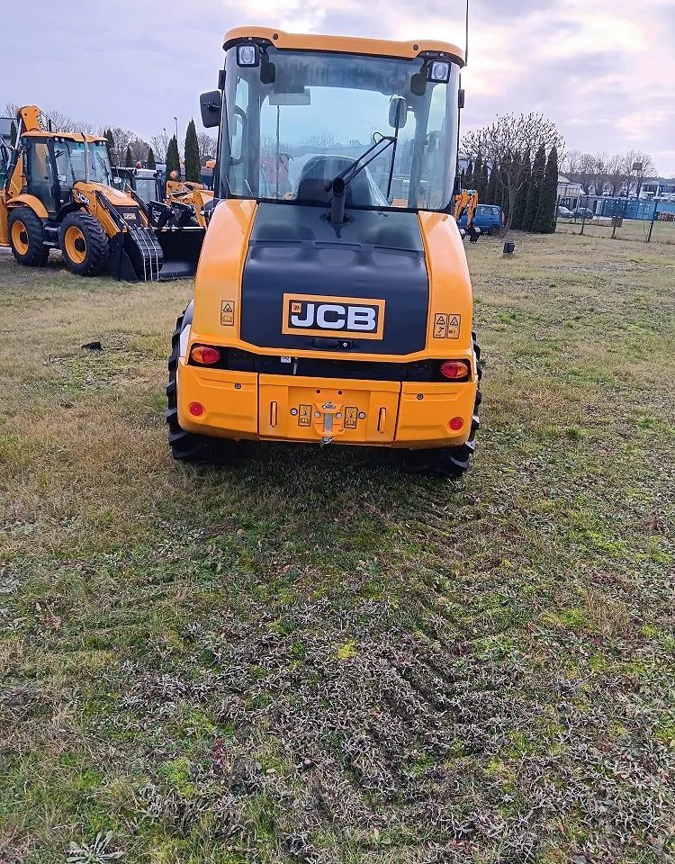 2024 JCB 407 SV wheel excavator, rear view 2024 JCB 407 SV wheel excavator, rear view
