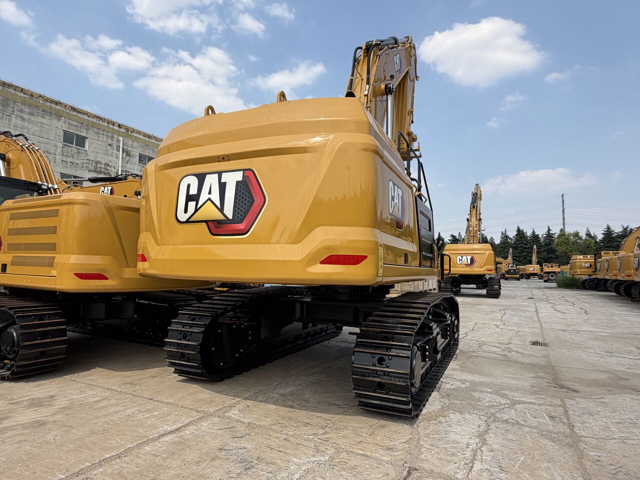 New 2026 Caterpillar 355 Crawler Excavator